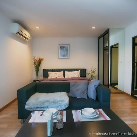 The Box Residence Bangkok Bagian luar foto
